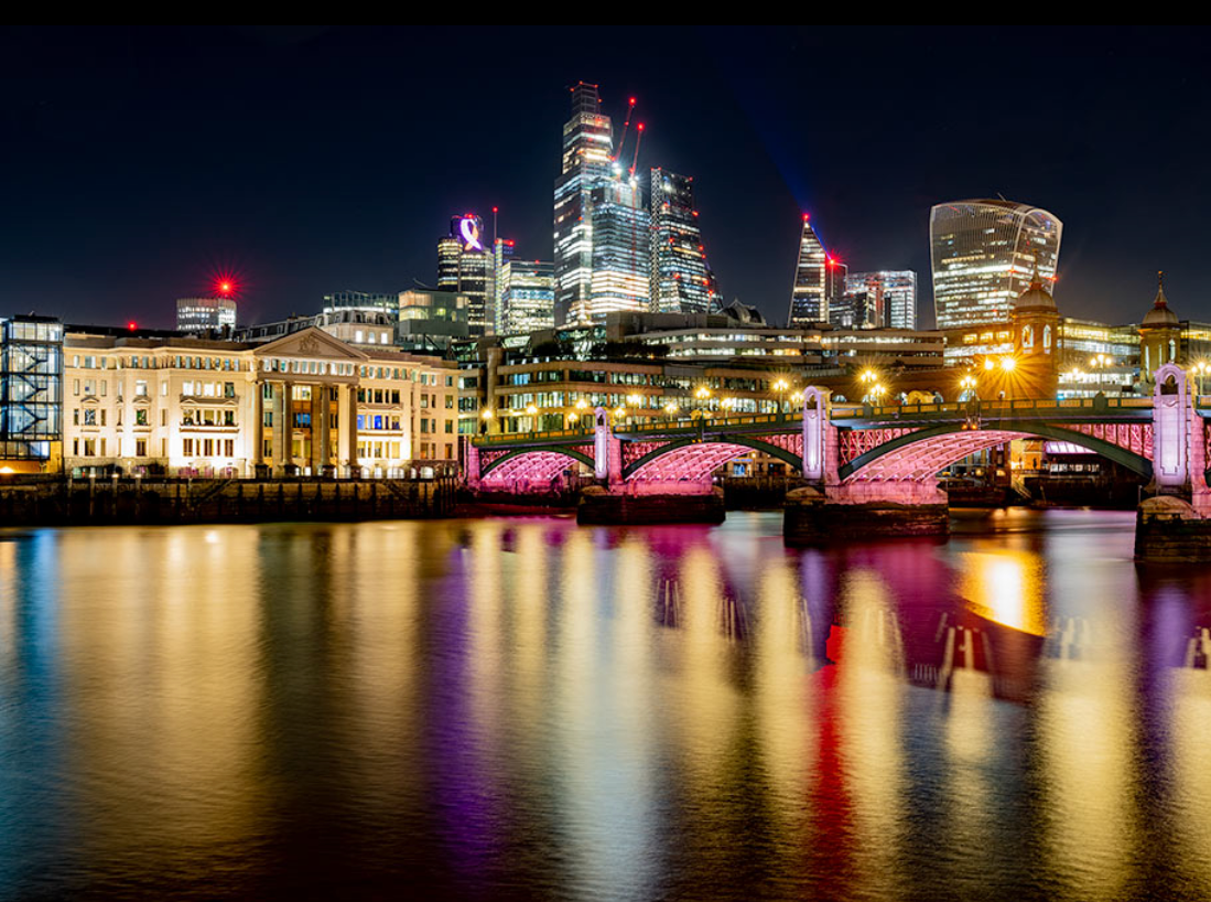 Gatwick to Central London chauffeur transfer