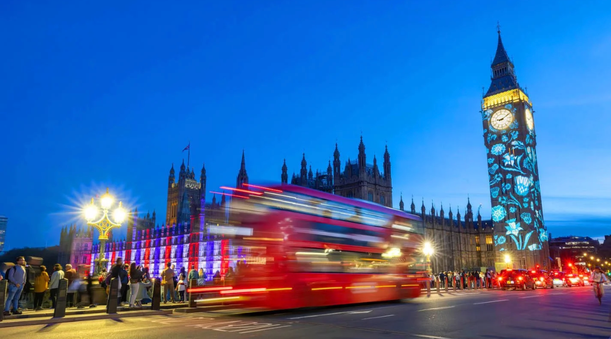 Gatwick to Westminster chauffeur transfer