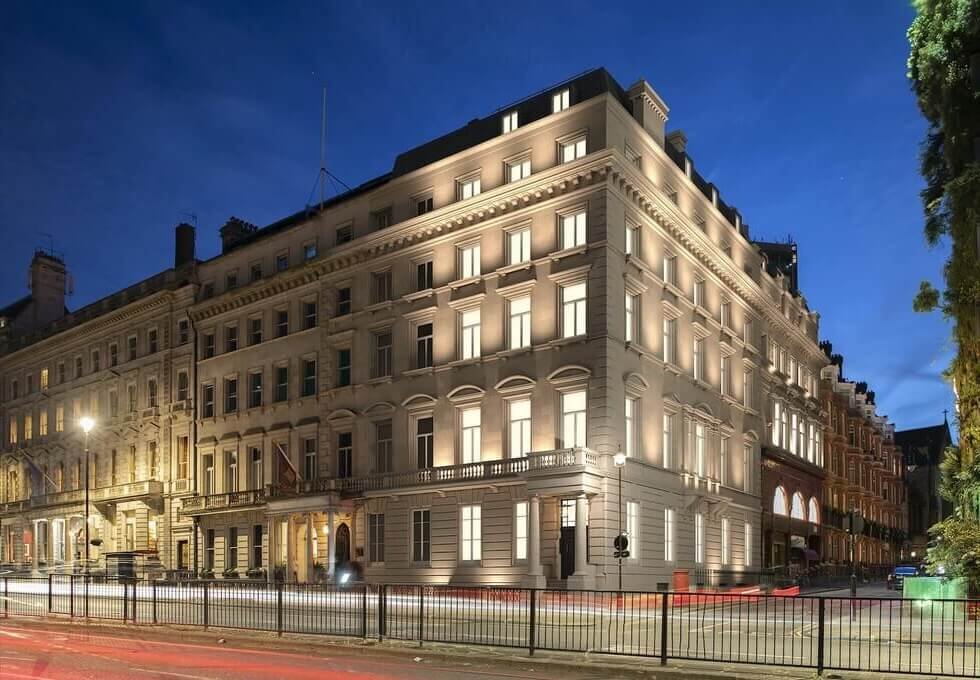 Heathrow to Mayfair chauffeur for business meetings in Central London