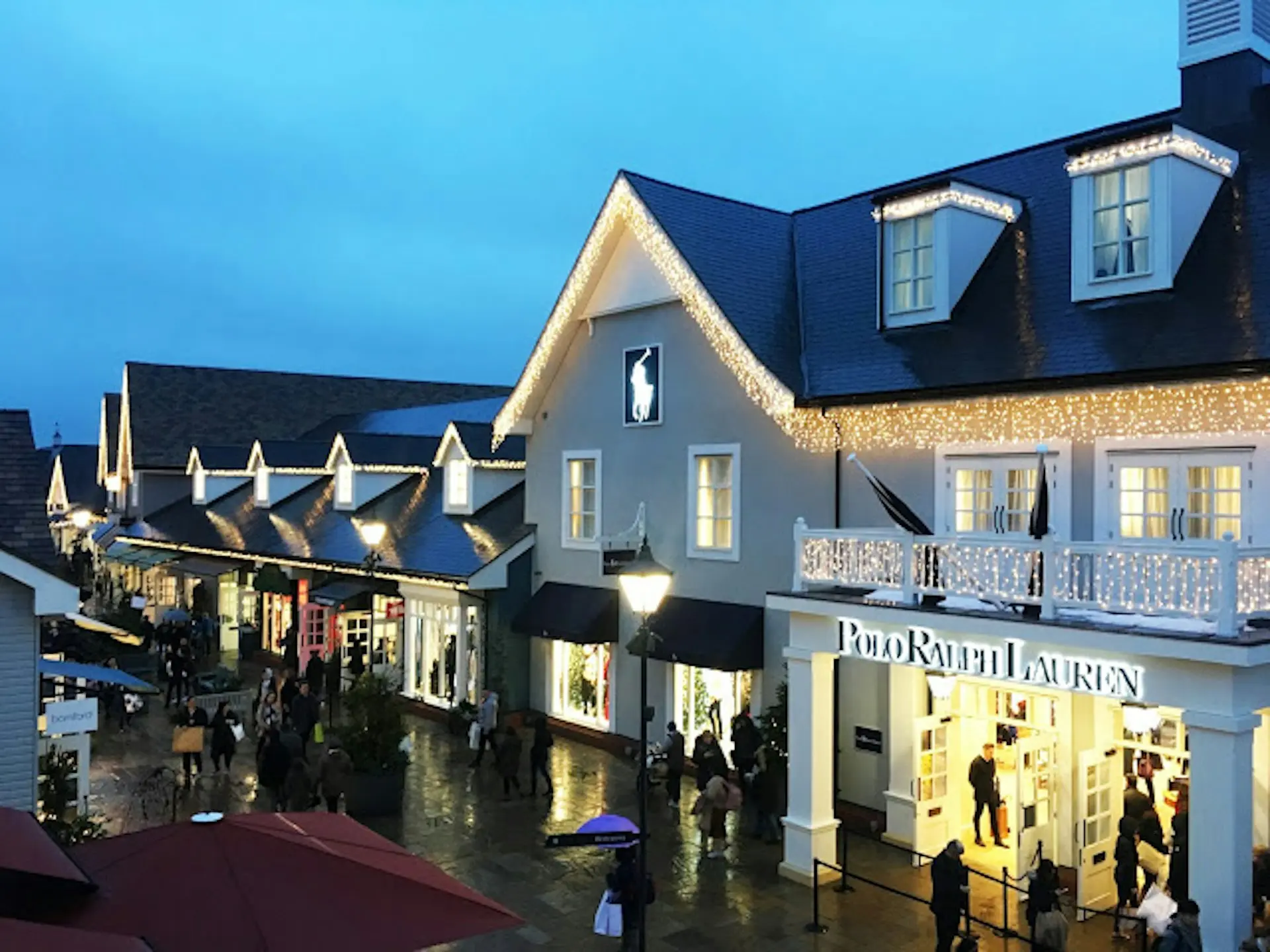 VIP Chauffeur Service London Heathrow to Bicester Village