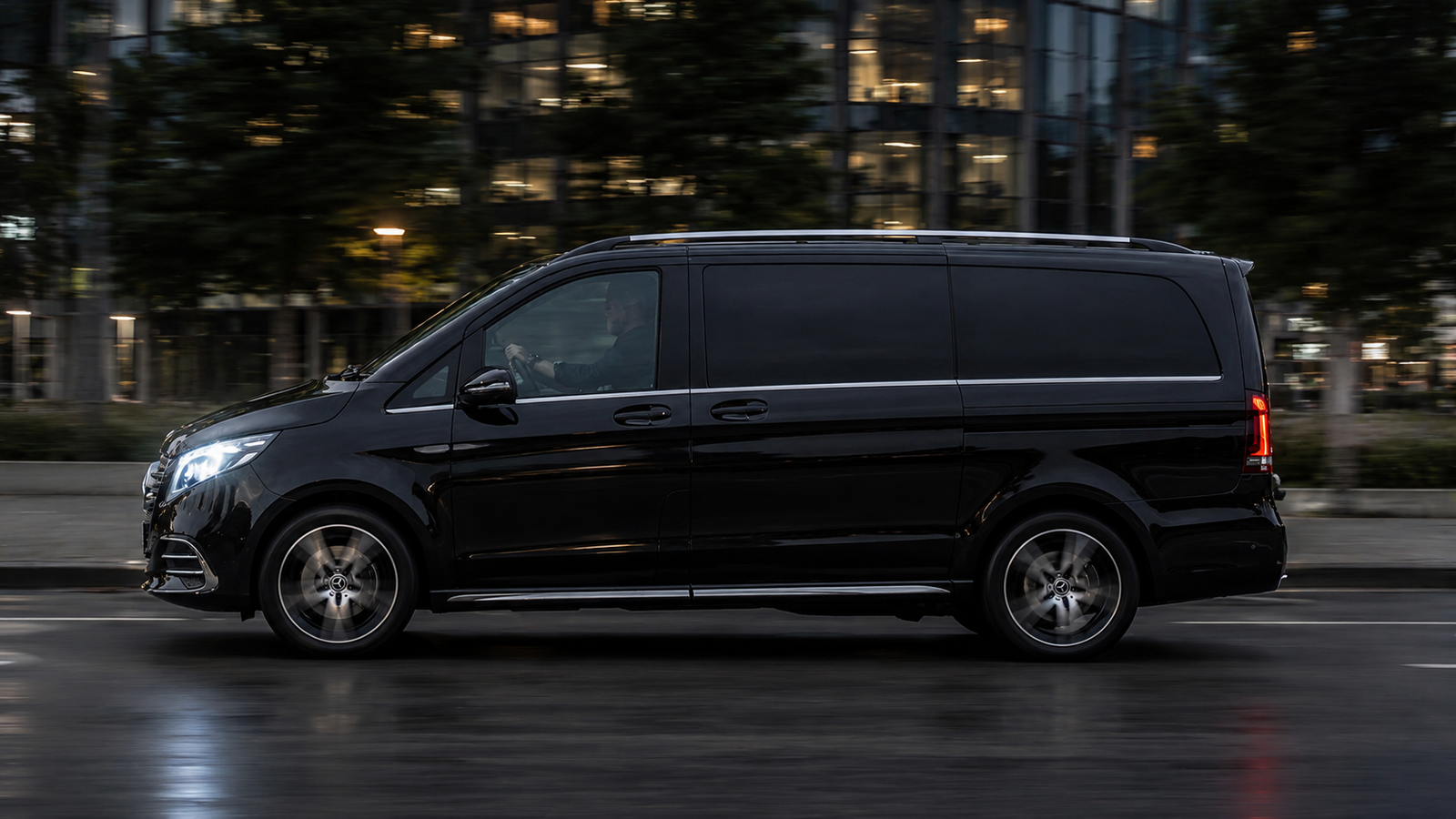 Mercedes-Benz V-Class left side profile Black Fleet London Business MPV