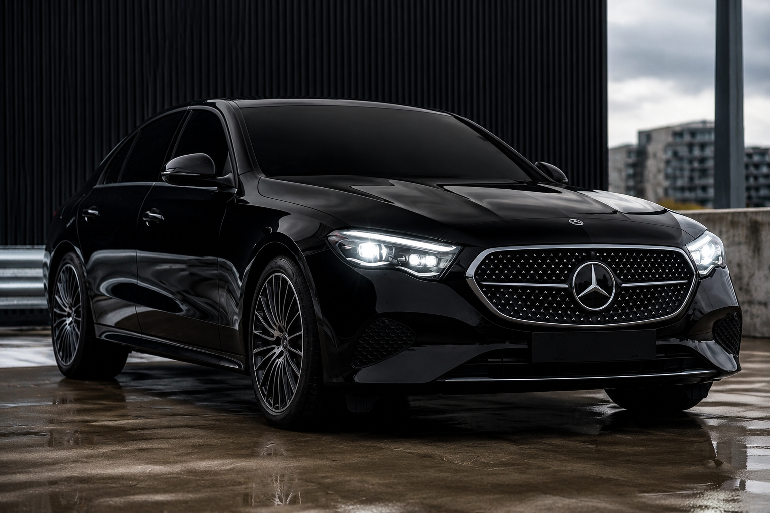 Dallas to Heathrow chauffeur Business Class Mercedes E-Class or similar